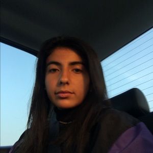 Meet your Posher, Neida